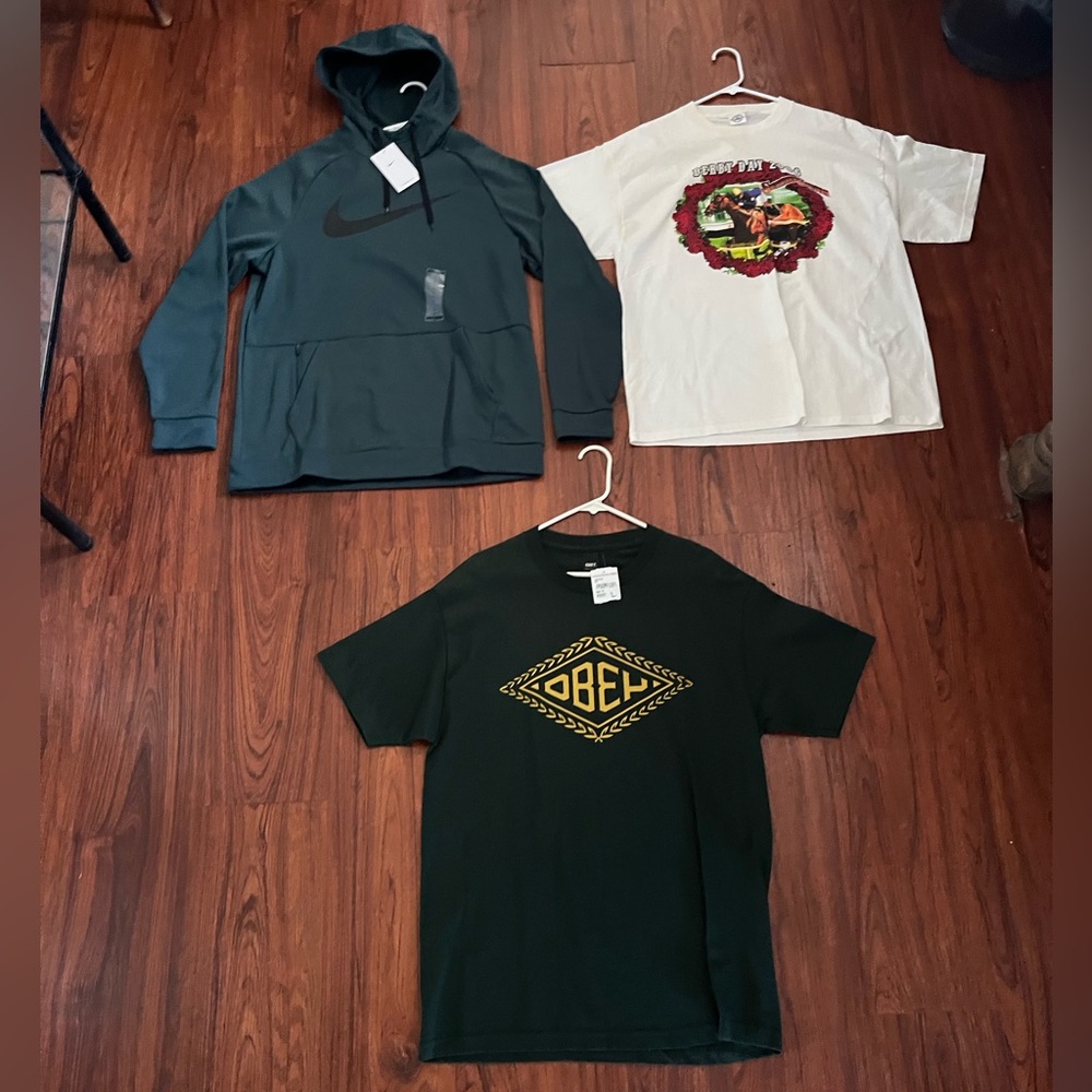 Men’s Nike Hoodie & Vintage Shirts size L